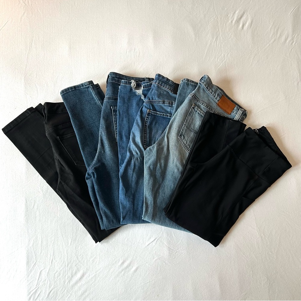 Women’s Jeans / Leggings Bundle Size 4/5/M
